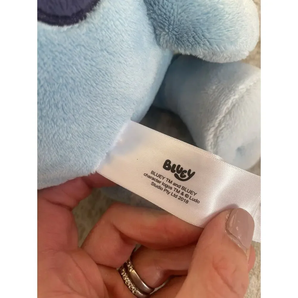 Christmas Bluey Plush Santa Hat NWT 20” Disney‎